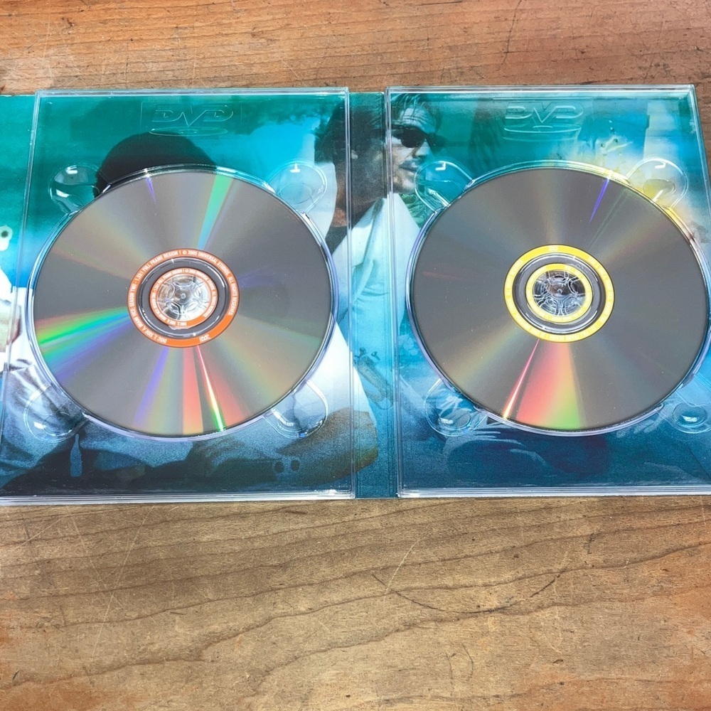 Miami Vice Season Two DVD boxed set - Picture 10 of 14